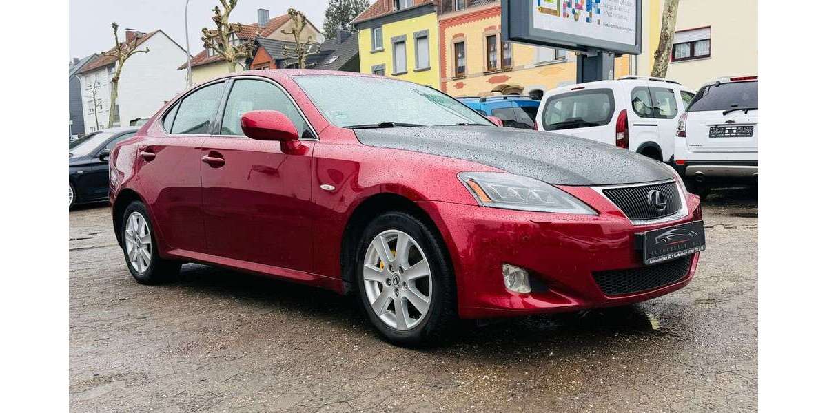 Lexus IS 220d 285.000 km 4.900 &euro; Saarbrücken 66115