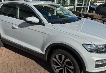 VW T-Roc 74.376 km 21.990 &euro; Eppelborn-Neububach 66571