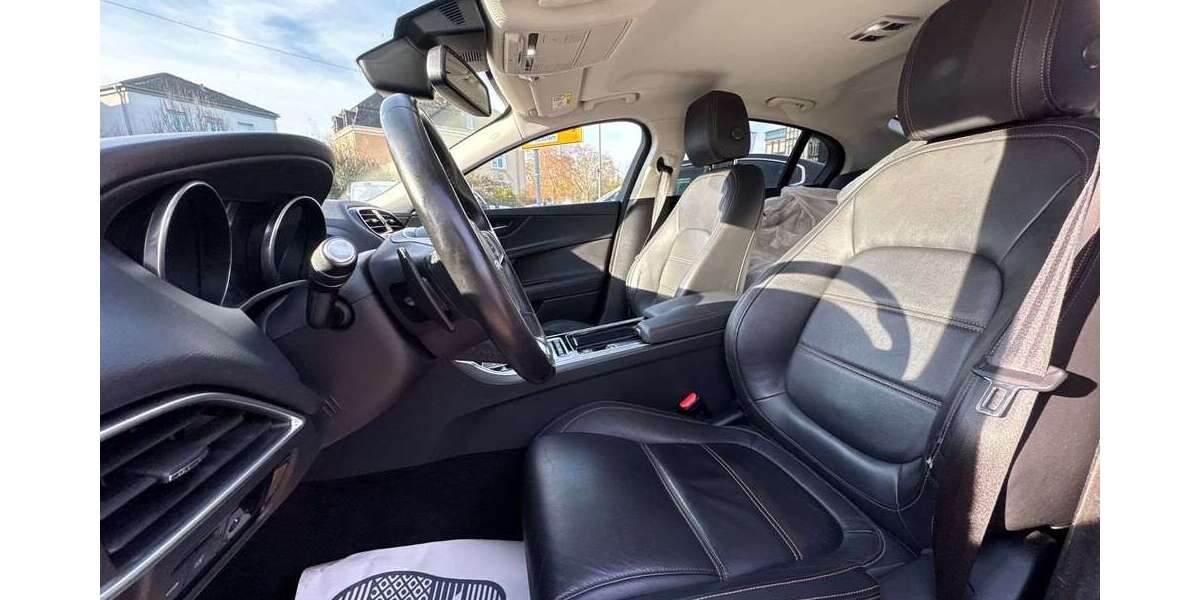 Jaguar XE 140.000 km 11.999 &euro; Saarlouis 66740