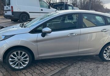 Ford Fiesta 72.500 km 5.800 &euro; Saarlouis 66740