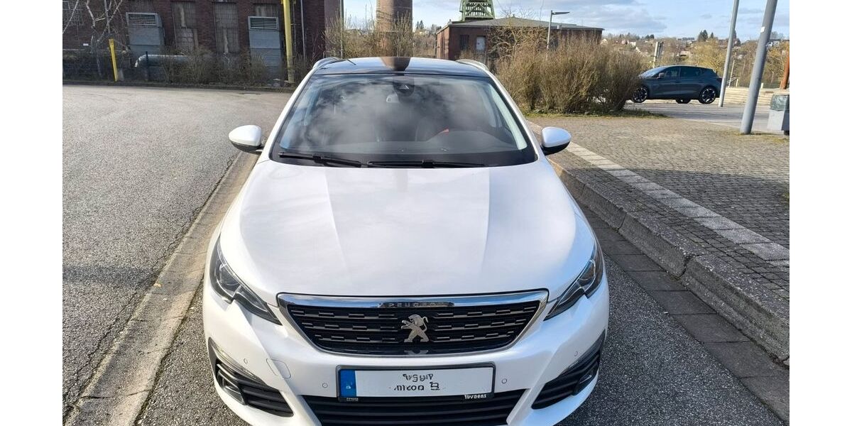 Peugeot 308 96.826 km 11.190 &euro; Schiffweiler 66578