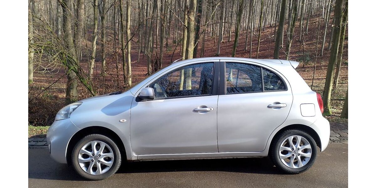 Nissan Micra 82.000 km 5.500 &euro; Saarbrücken 66111