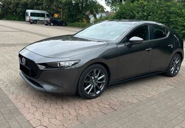 Mazda 3 78.000 km 17.800 &euro; Schwalbach 66773