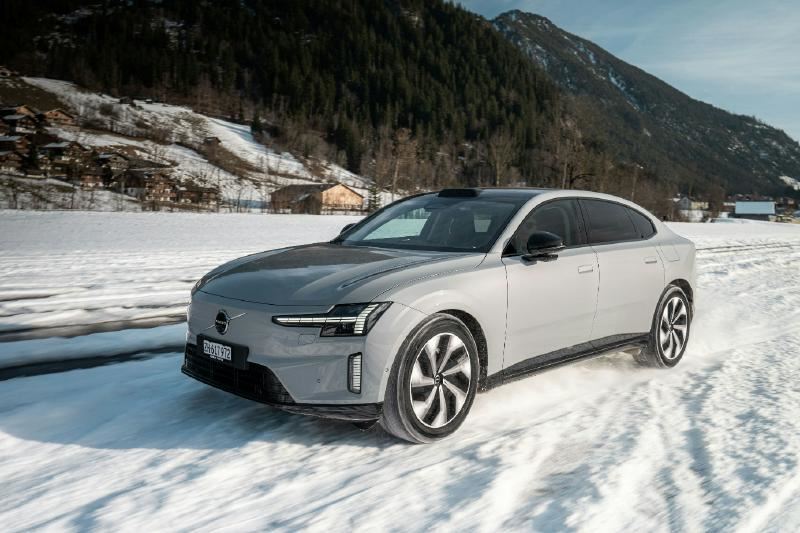 Volvo ES90 2026