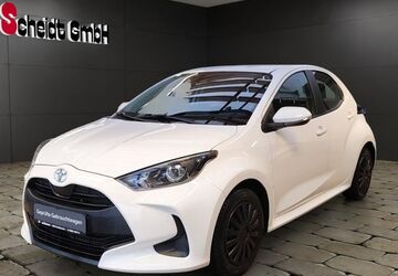 Toyota Yaris 32.097 km 15.270 &euro; Schiffweiler 66578