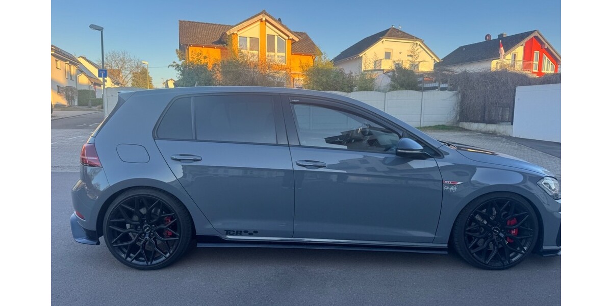 VW Golf 138.000 km 22.000 &euro; Saarwellingen 66793