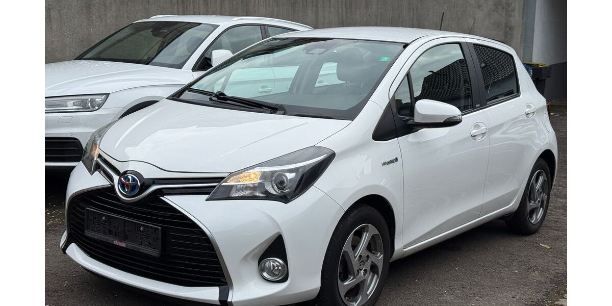Toyota Yaris 77.300 km 12.800 &euro; Saarbrücken - Burbach 66115