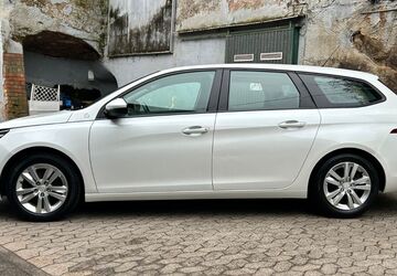 Peugeot 308 213.000 km 4.300 &euro; Saarbrücken 66117