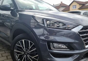 Hyundai TUCSON 100.000 km 16.800 &euro; Nalbach 66809