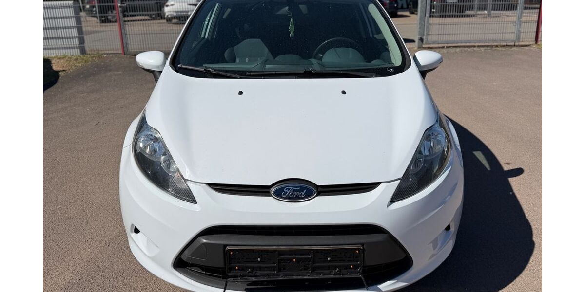Ford Fiesta 200.000 km 2.000 &euro; Saarlouis 66740