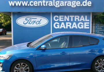Ford Focus 20.600 km 24.900 &euro; Dillingen 66763
