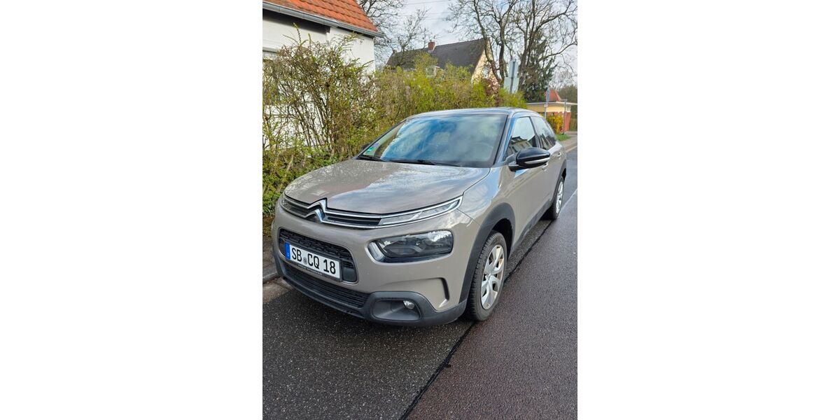 Citroen C4 Cactus 152.380 km 6.400 &euro; Saarbrücken 66113