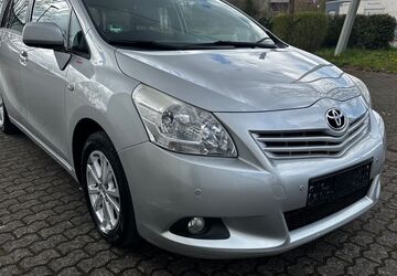 Toyota Verso 180.000 km 6.790 &euro; Saarlouis 66740