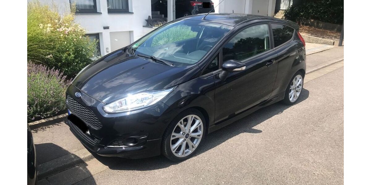 Ford Fiesta 72.800 km 6.660 &euro; Homburg 66424