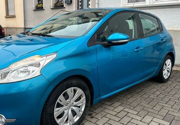 Peugeot 208 173.345 km 3.300 &euro; Saarlouis 66740