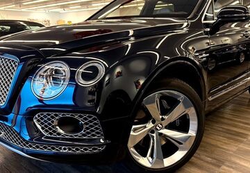 Bentley Bentayga 24.867 km 136.800 &euro; Schwalbach 66773