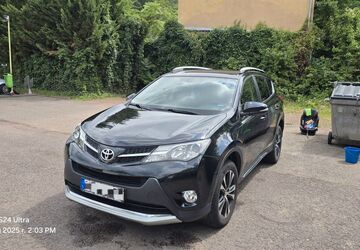 Toyota RAV 4 139.000 km 14.300 &euro; Saarbrücken 66121