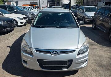 Hyundai i30 172.000 km 2.500 &euro; Saarbrücken 66115