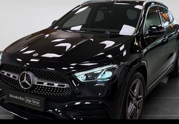 Mercedes-Benz GLA 200 12.720 km 40.650 &euro; Saarbrücken 66117