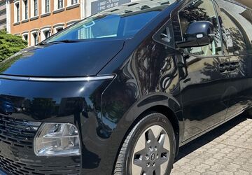 Hyundai STARIA 130.000 km 28.550 &euro; Dillingen 66763