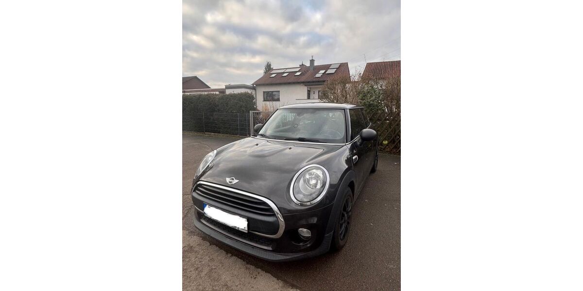 Mini One First 60.000 km 9.999 &euro; Püttlingen 66346