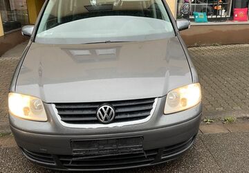 VW Touran 208.000 km 2.000 &euro; Völklingen 66333