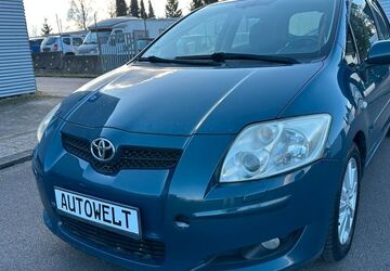 Toyota Auris 221.000 km 1.980 &euro; saarbrücken 66127