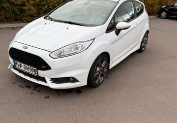 Ford Fiesta 124.500 km 9.000 &euro; Saarbrücken 66119