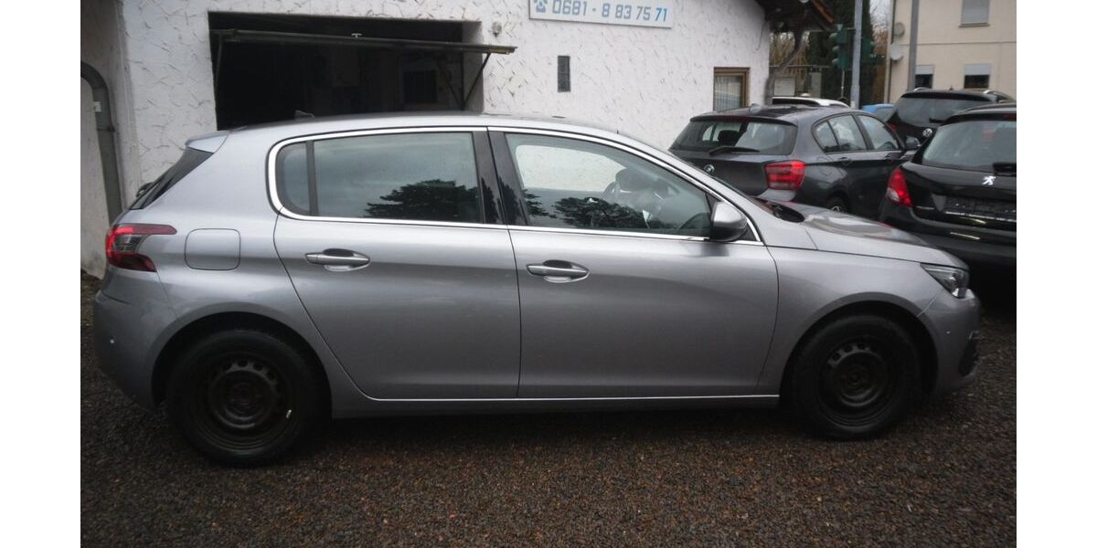 Peugeot 308 143.000 km 9.900 &euro; Saarbruecken 66119