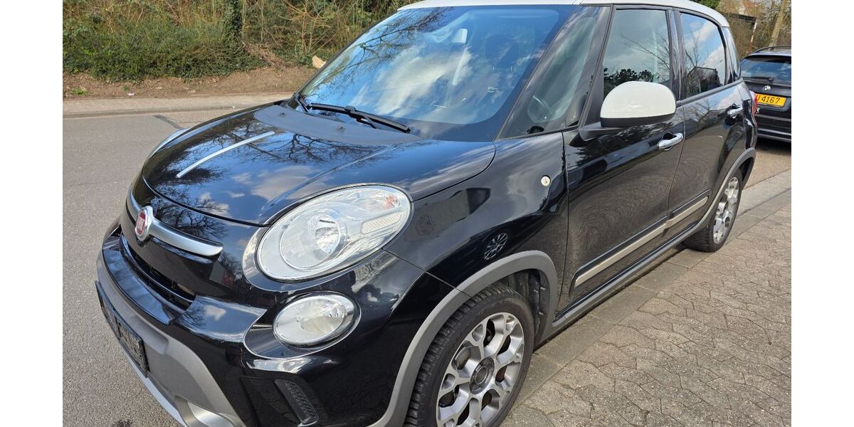 Fiat 500L 90.000 km 8.490 &euro; Saarbrücken - Burbach 66115