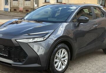 Toyota C-HR 1.890 km 27.400 &euro; Saarbrücken - Burbach 66115