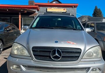 Mercedes-Benz ML 400 290.000 km 1.990 &euro; Saarwellingen 66793