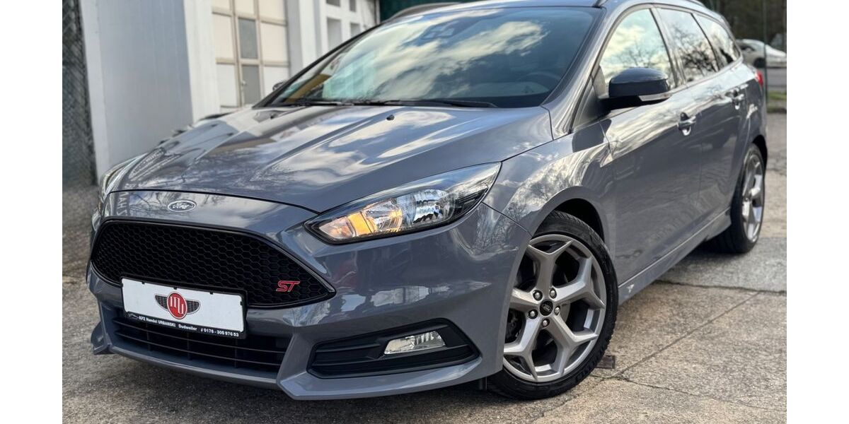 Ford Focus 48.000 km 17.990 &euro; Saarbrücken-Dudweiler 66125