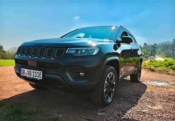 Jeep Compass 70.000 km 20.500 &euro; Püttlingen 66346