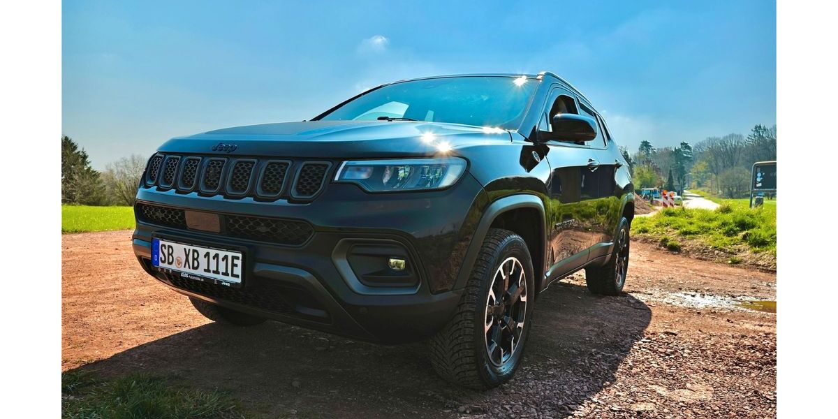 Jeep Compass 70.000 km 20.500 &euro; Püttlingen 66346