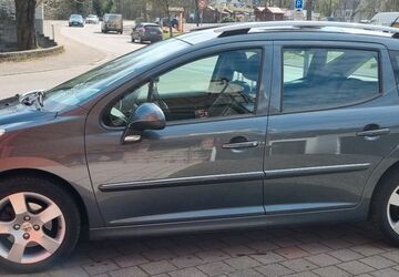 Peugeot 207 187.000 km 2.900 &euro; Wadgassen 66787