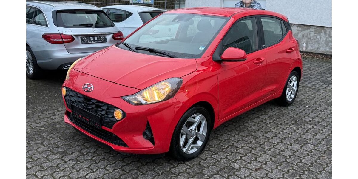 Hyundai i10 23.000 km 11.300 &euro; Völklingen 66333