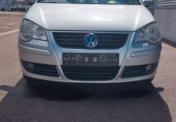 VW Polo 272.300 km 2.100 &euro; Schmelz 66839