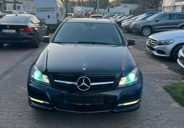 Mercedes-Benz C 350 238.000 km 9.500 &euro; Saarbrücken 66115