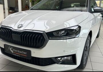 Skoda Fabia 56.155 km 16.990 &euro; Saarbrücken 66130