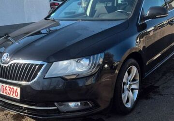 Skoda Superb 188.000 km 8.290 &euro; Nalbach 66809