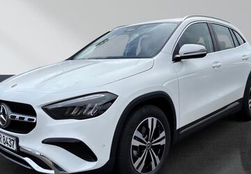 Mercedes-Benz GLA 180 8.000 km 40.900 &euro; Zweibrücken 66482
