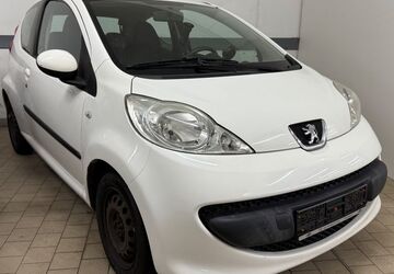 Peugeot 107 163.000 km 2.690 &euro; Schmelz 66839