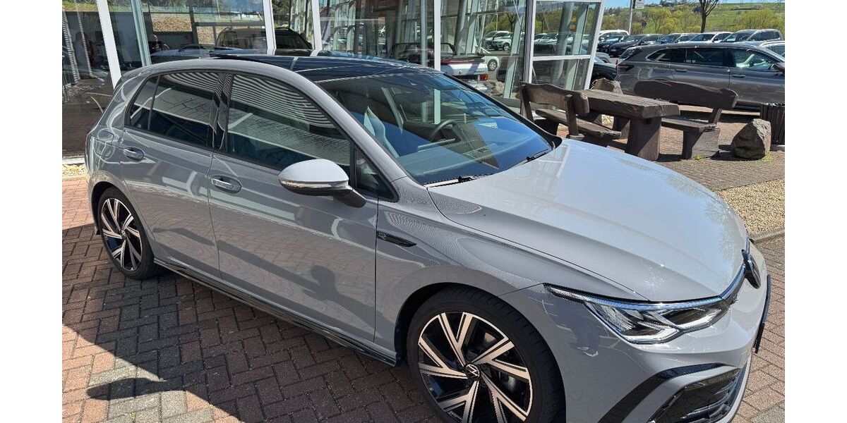 VW Golf 13.699 km 27.990 &euro; Eppelborn-Neububach 66571