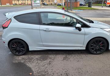 Ford Fiesta 88.300 km 13.000 &euro; Ensheim 66131