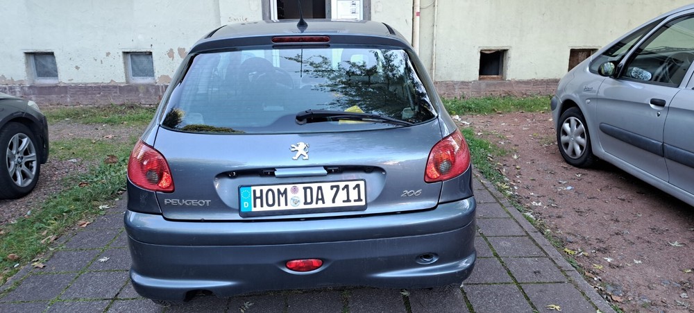 Peugeot 206 211.630 km 1.500 &euro; Homburg 66424