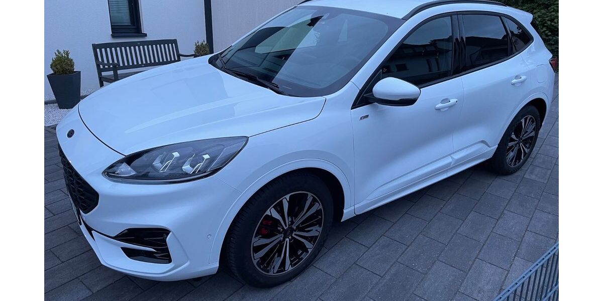 Ford Kuga 39.000 km 25.800 &euro; Homburg 66424