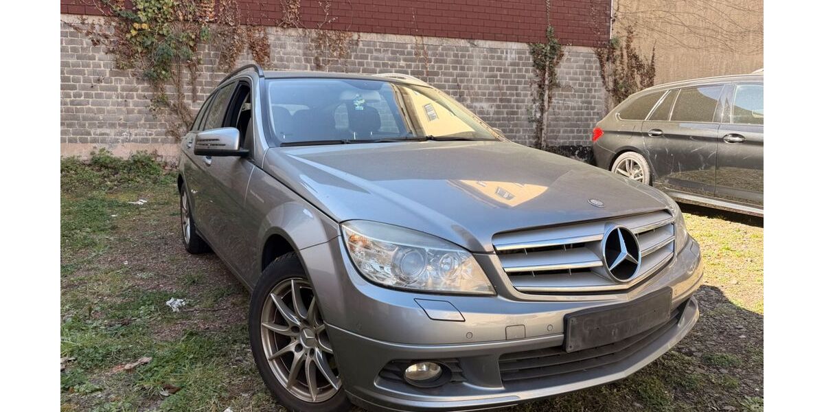 Mercedes-Benz C 200 348.000 km 2.499 &euro; Saarbrücken 66117