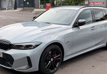 BMW 330 75.560 km 38.499 &euro; Saarbrücken 66123