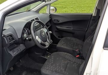 Toyota Verso-S 64.420 km 7.900 &euro; Zweibrücken 66482